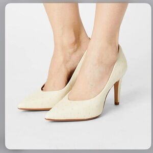 Clarks Chic Ivory Heels